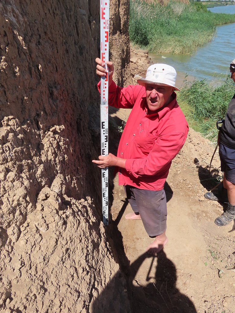 Профессор кафедры историографии, источниковедения, археологии и методики преподавания истории принял участие в археологическом исследовании в Ростовской области