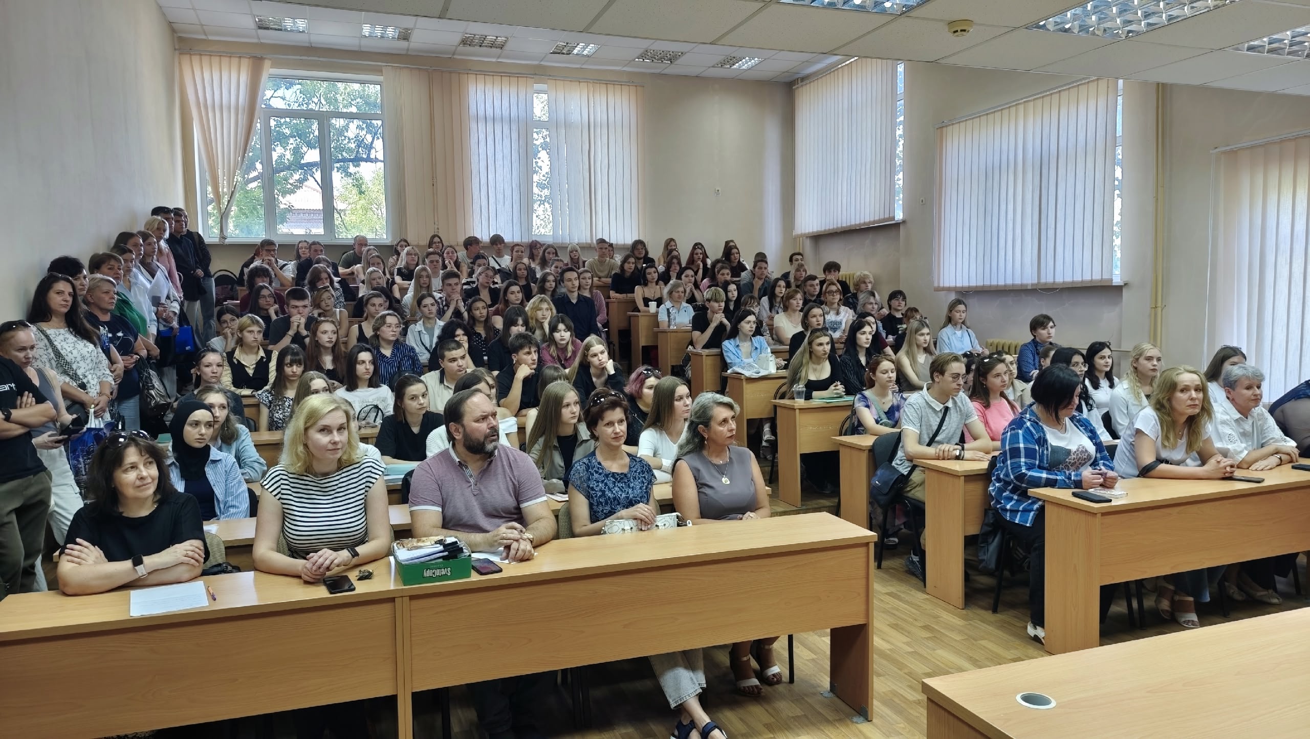 На биологическом факультете состоялась встреча со студентами-первокурсниками