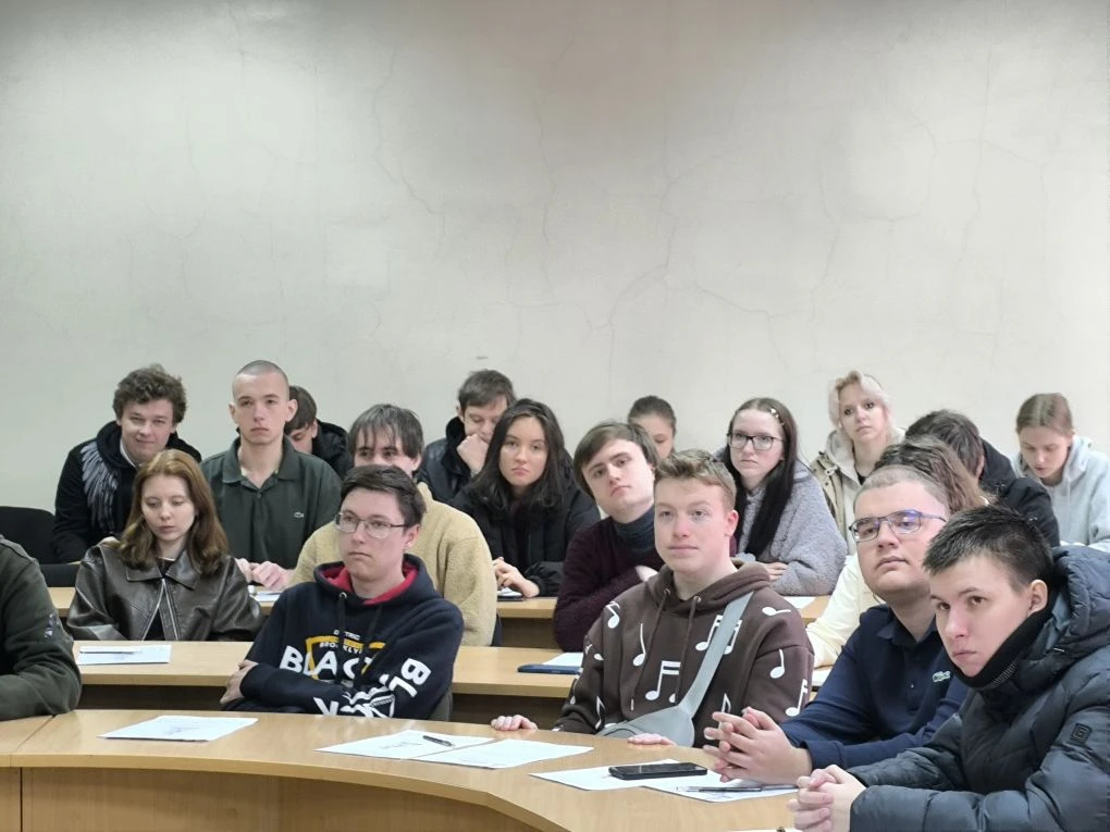 История не терпит забвения: студенты ДонГУ написали «Диктант Победы»