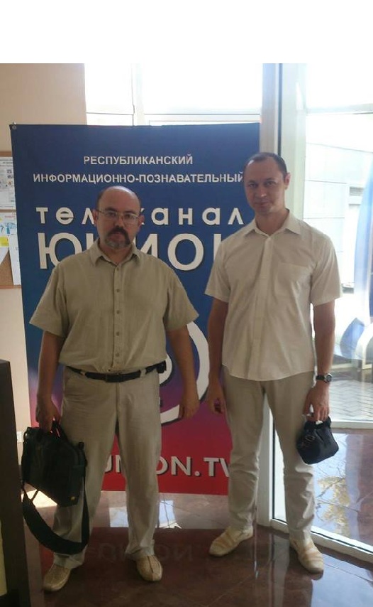 Преподаватели ДонНУ Павел Машаров и Виталий Разумный в программе «Тема» телеканала Юнион