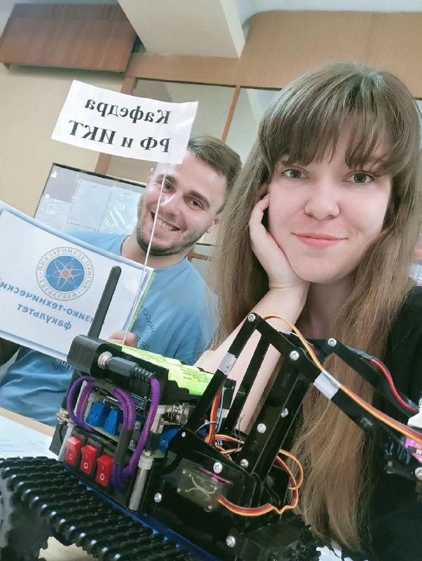 Преподаватели кафедры радиофизики и инфокоммуникационных технологий активно участвуют в приемной кампании-2023