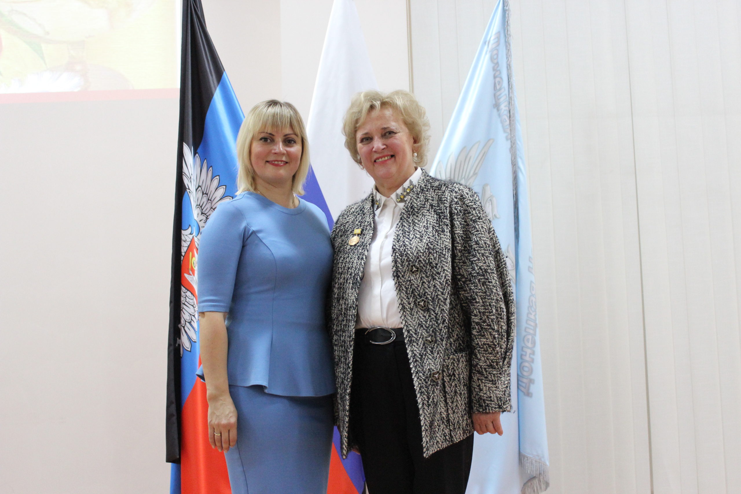 Ректор ДонНУ Светлана Беспалова награждена медалью Минобрнауки РФ «За безупречный труд и отличие»