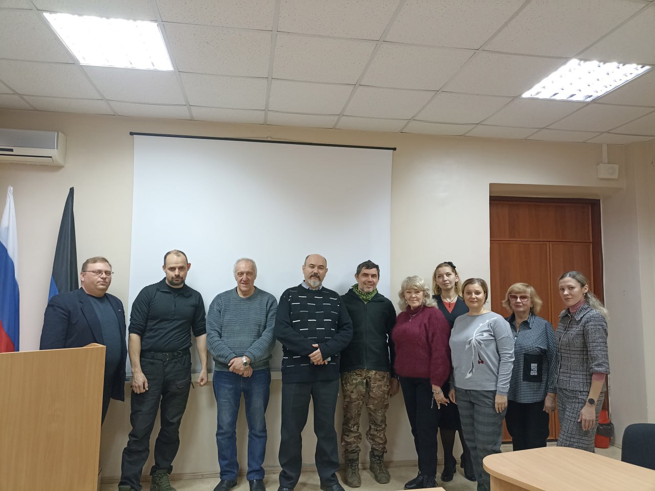 На историческом факультете состоялась встреча с участниками гуманитарного автопробега «Север-Юг»